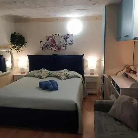 Ribero's - Center - Quite Zone 펜션 산레모