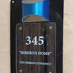 Ribero's - Center - Quite Zone Nyaraló